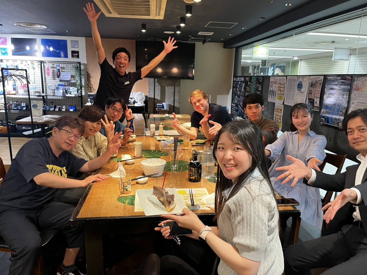 賑わう酒場！！